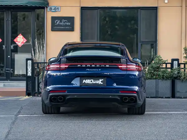 Porsche Panamera 2019