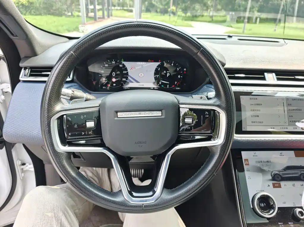 Land Rover Range Rover Velar 2022 — фото 18