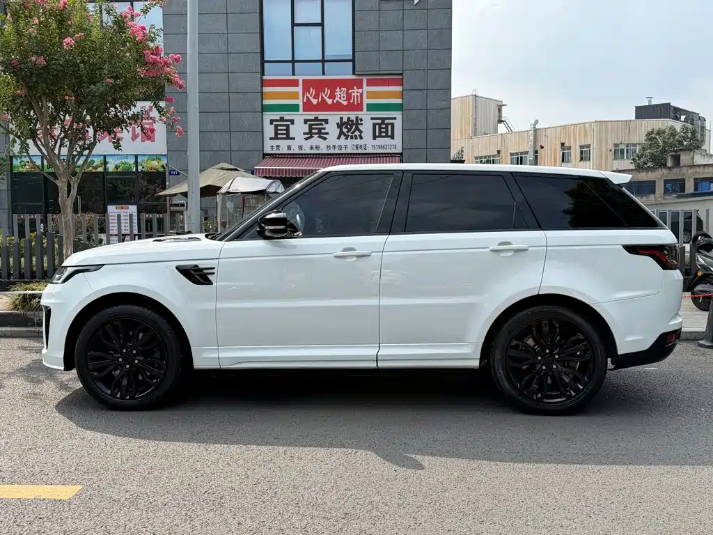 Land Rover Range Rover Sport 2013 — фото 3
