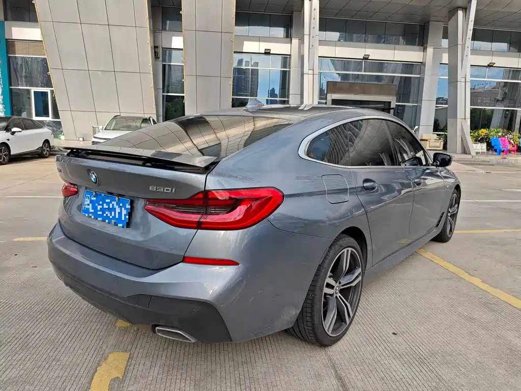 BMW 6 Series GT 2020 — фото 9