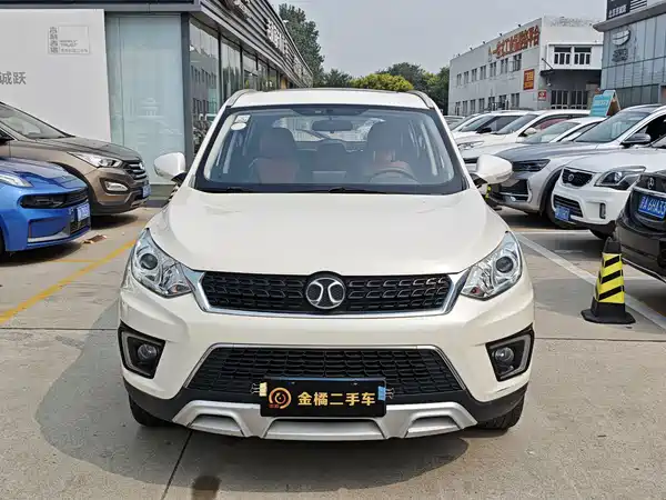 BAIC Shenbao X35 2018