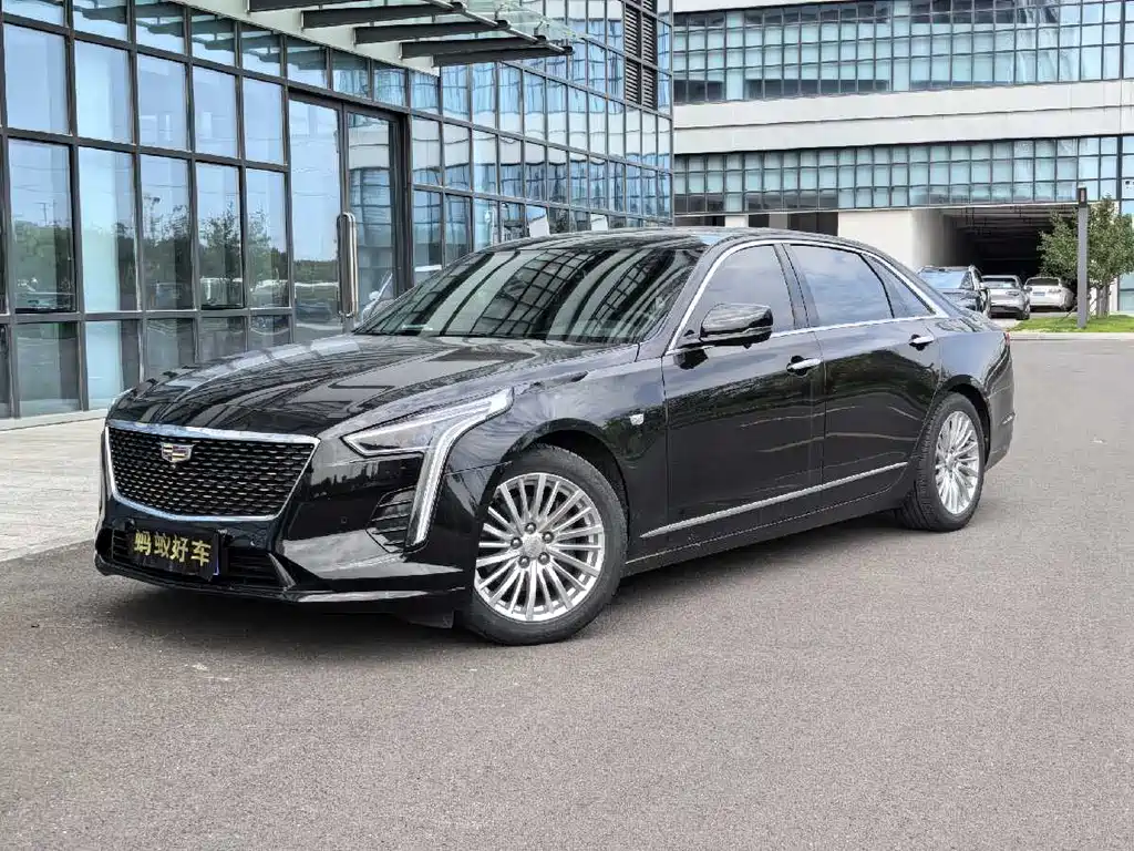 Cadillac CT6 2022 — фото 1