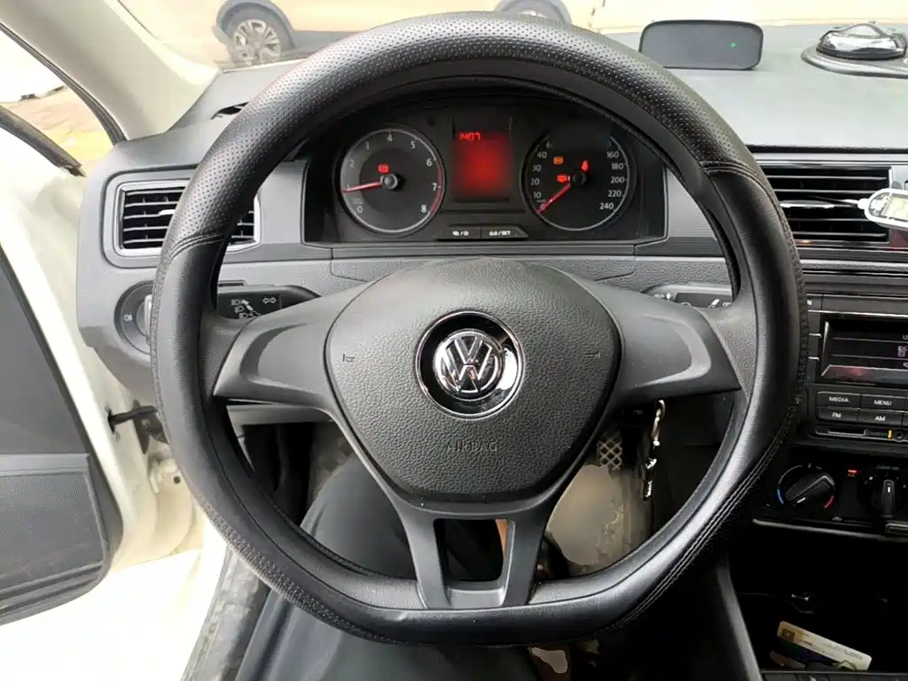 Volkswagen Santana 2019 — фото 11