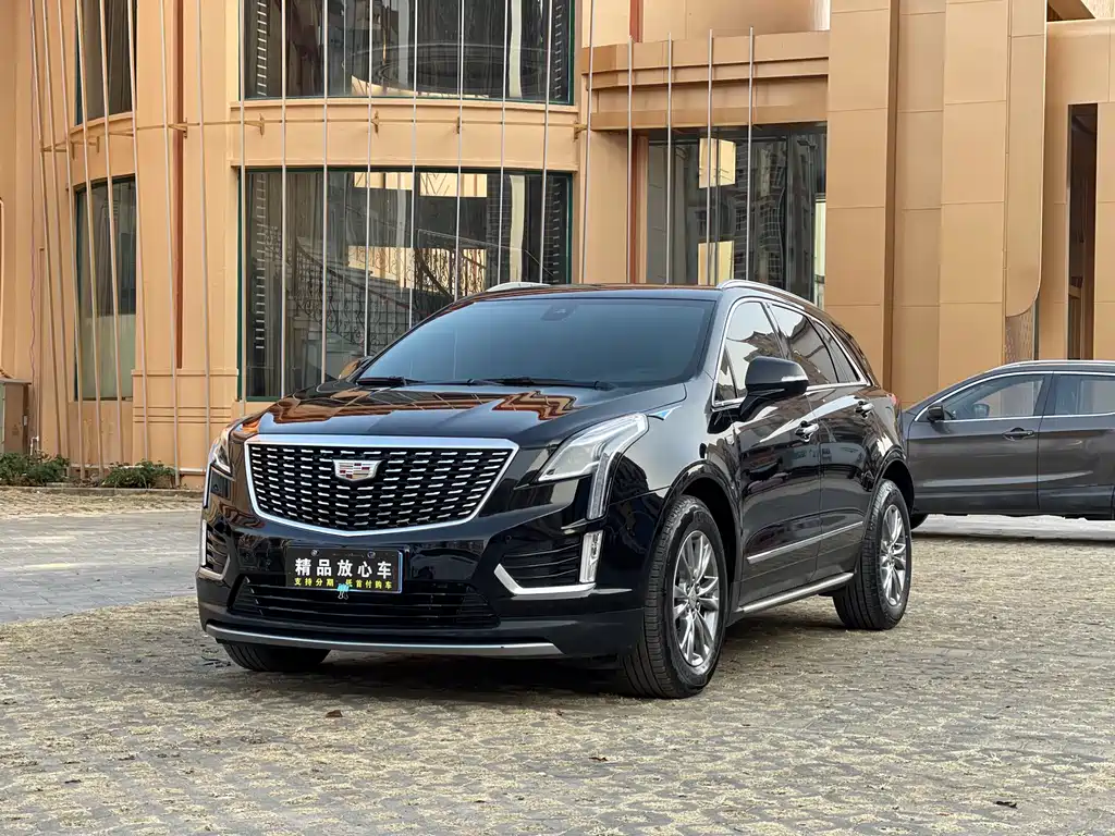 Cadillac XT5 2020 — фото 1