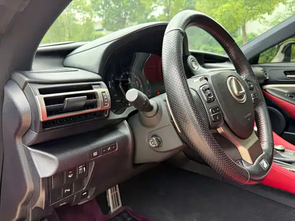Lexus RC 2020