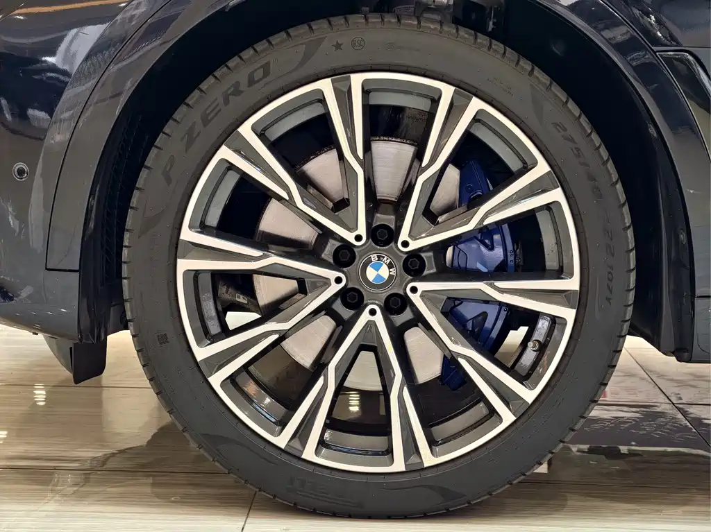 BMW X7 2019 — фото 25
