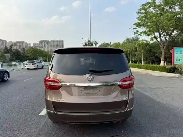 Buick GL8 2019