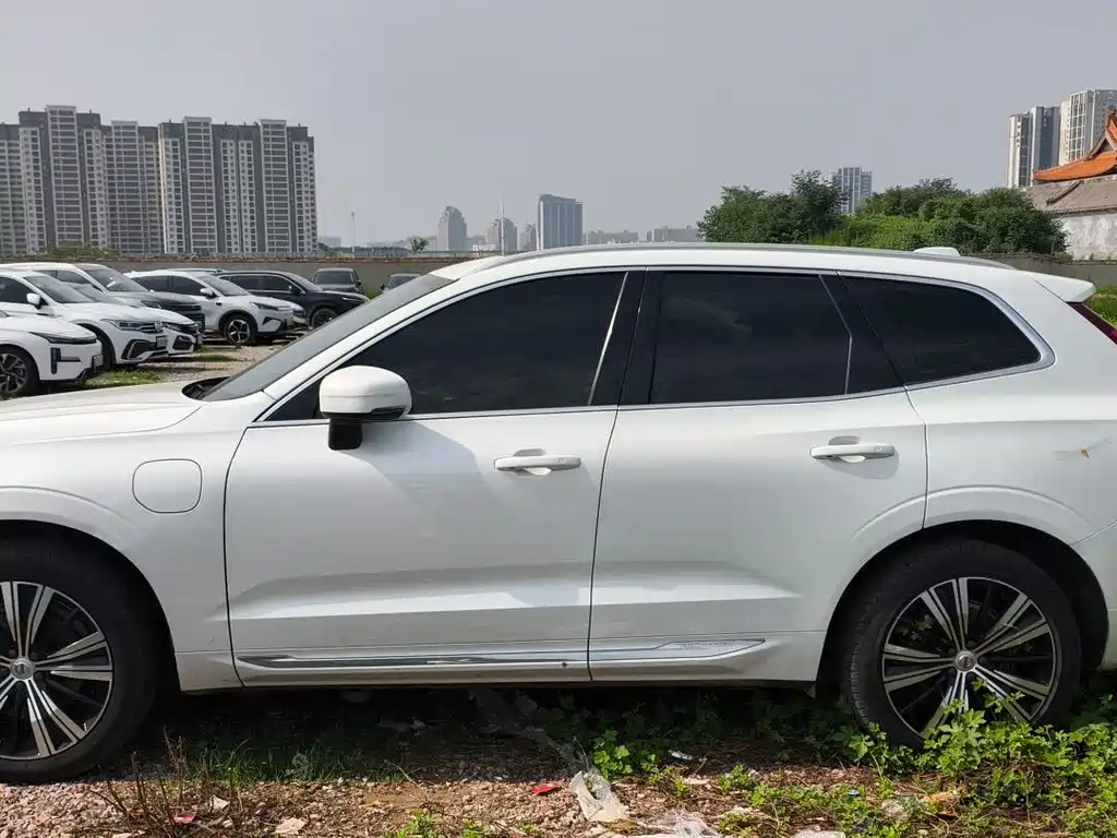 Volvo XC60 PHEV 2022