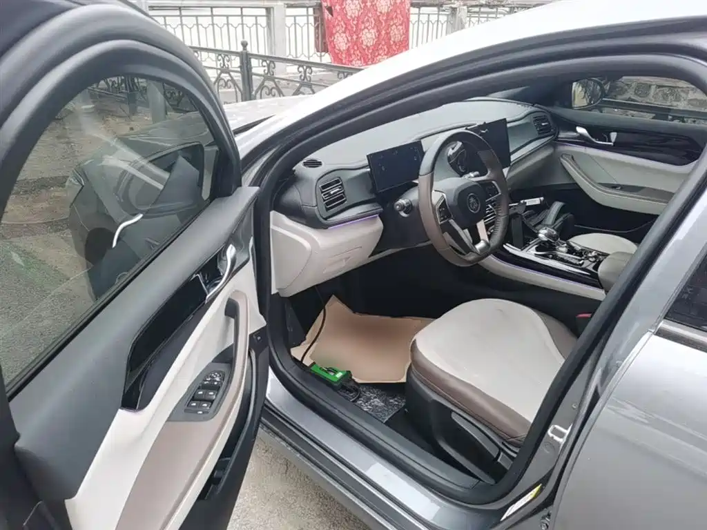 BYD Qin PLUS 2024 — фото 15