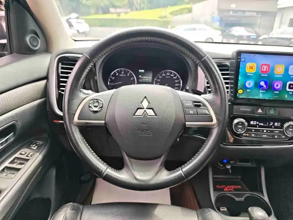 Mitsubishi Outlander 2015 — фото 19