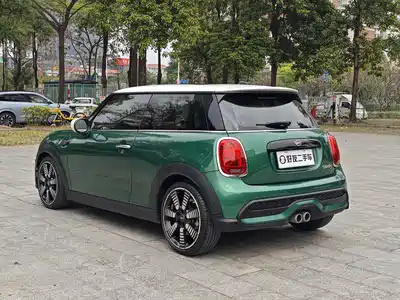 MINI MINI 2022