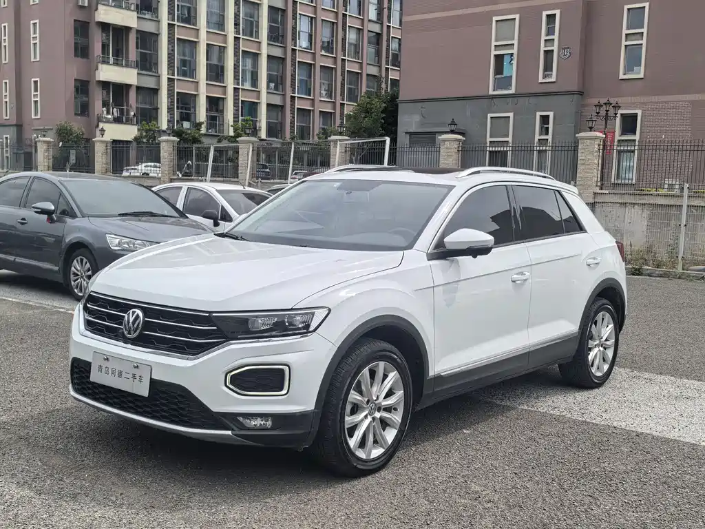 Volkswagen T-Roc 2021 — фото 9