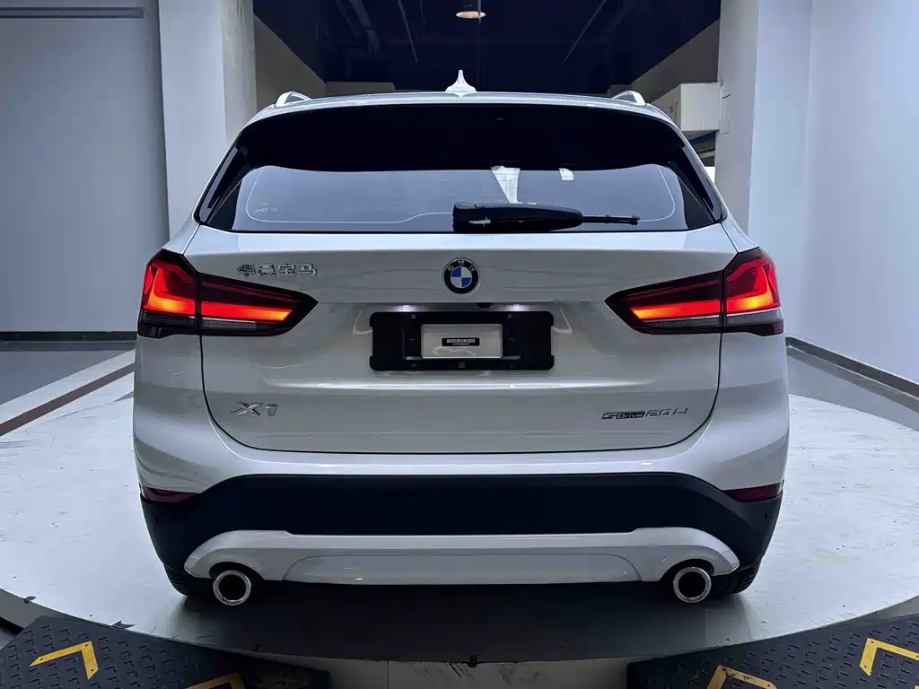BMW X1 2021 — фото 6