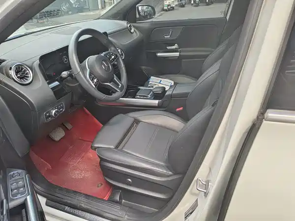 Mercedes-Benz GLA 2021