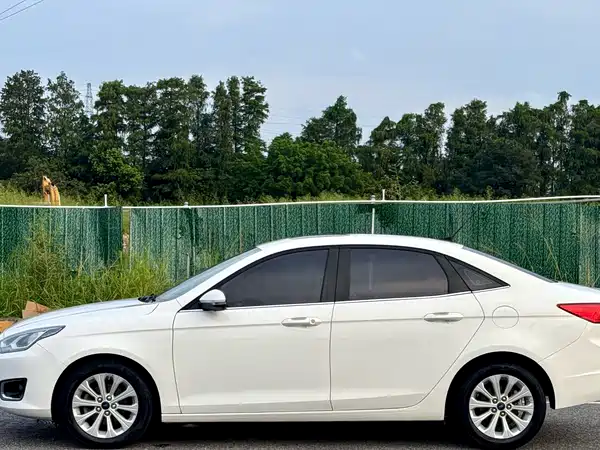 Ford Escort 2016