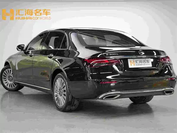Mercedes-Benz E-Class 2022