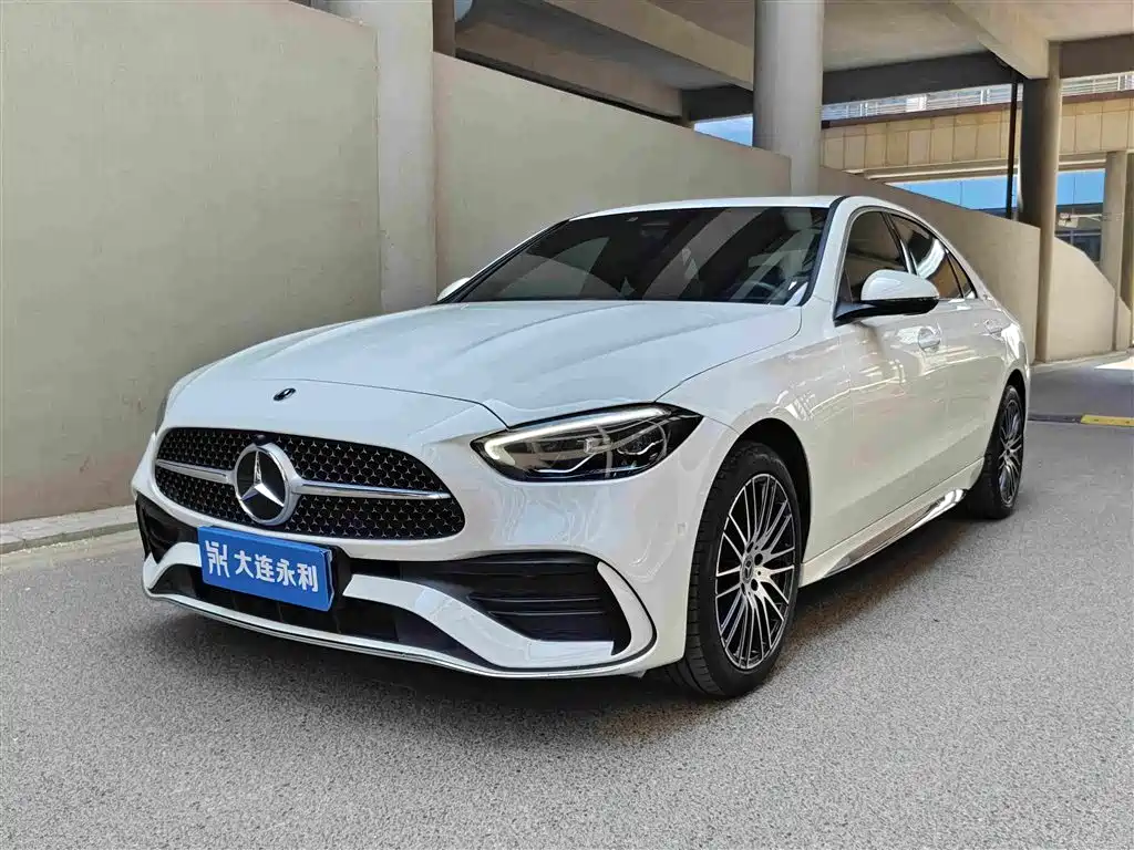 Mercedes-Benz C-Class 2023 — фото 1