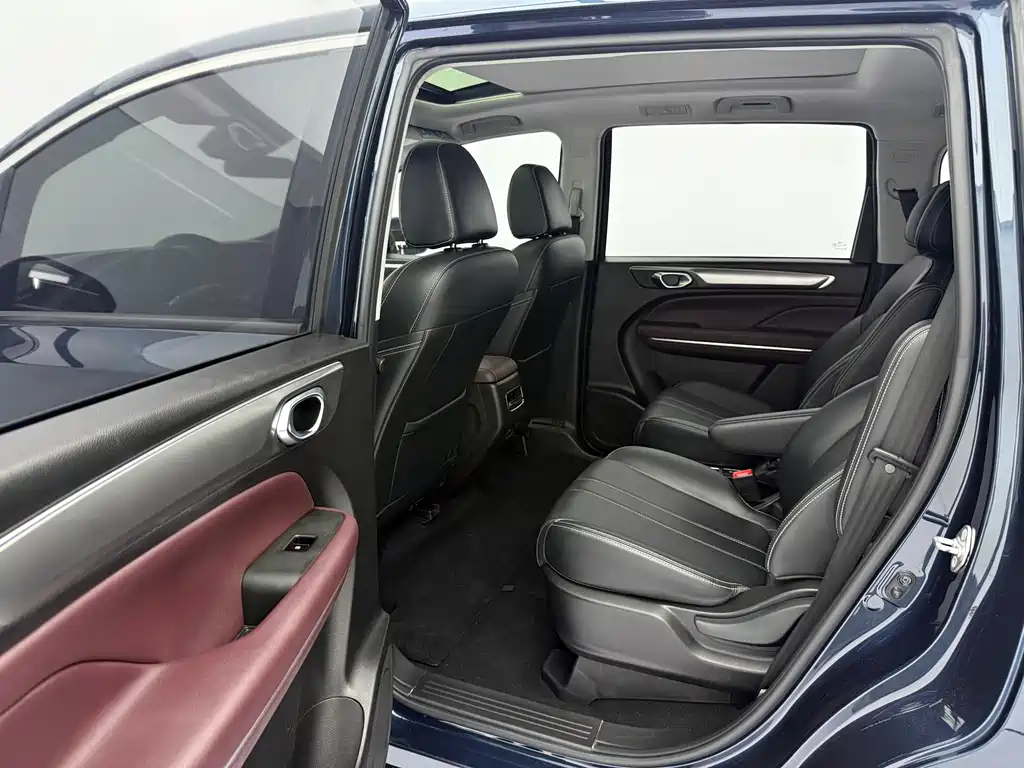 GAC Trumpchi M6 2021 — фото 10