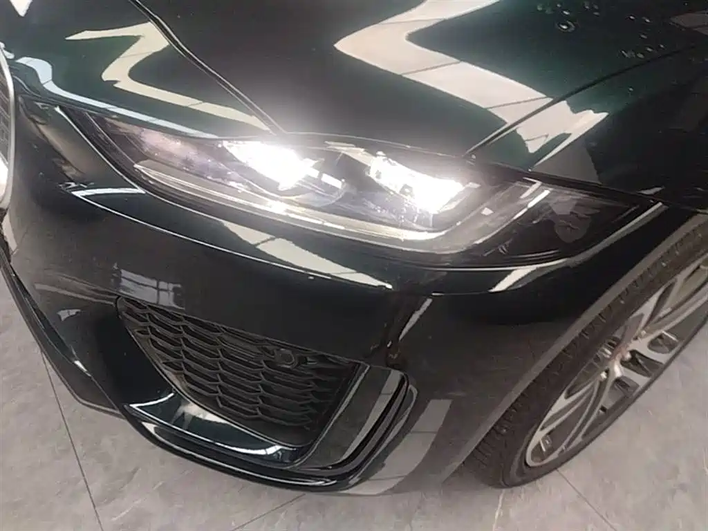 Jaguar XEL 2023 — фото 24