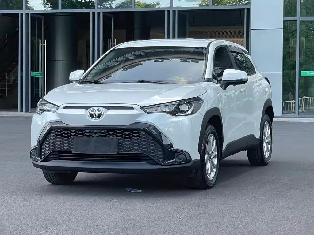 Toyota Frontlander 2024