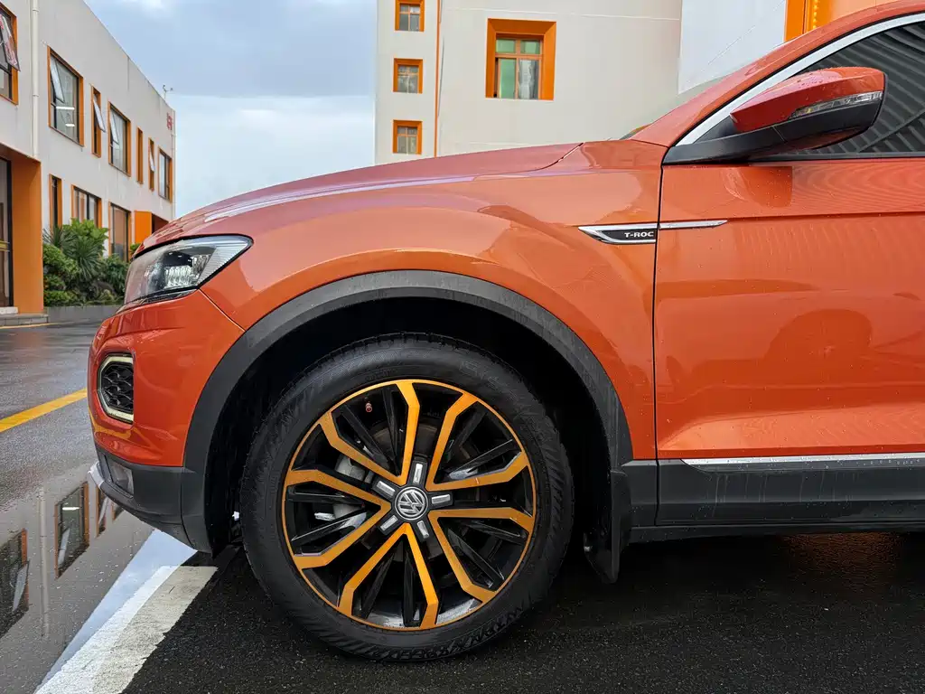 Volkswagen T-Roc 2018 — фото 29