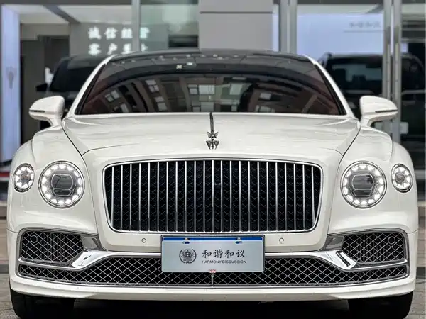 Bentley Flying Spur 2022