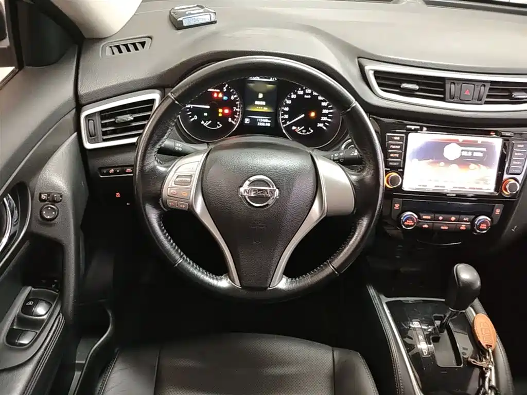 Nissan X-Trail 2015 — фото 7