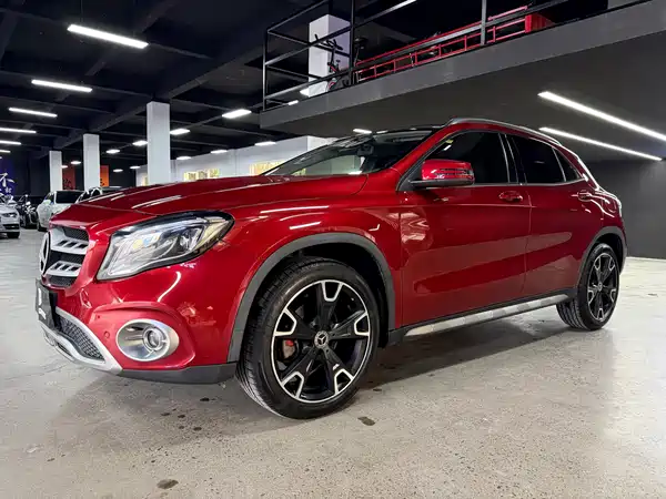 Mercedes-Benz GLA 2017