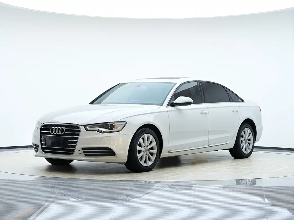 Audi A6L 2015 — фото 1