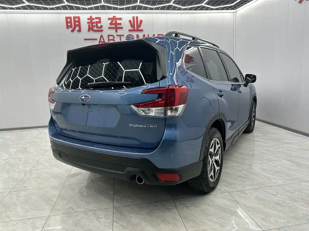 Subaru Forester 2022