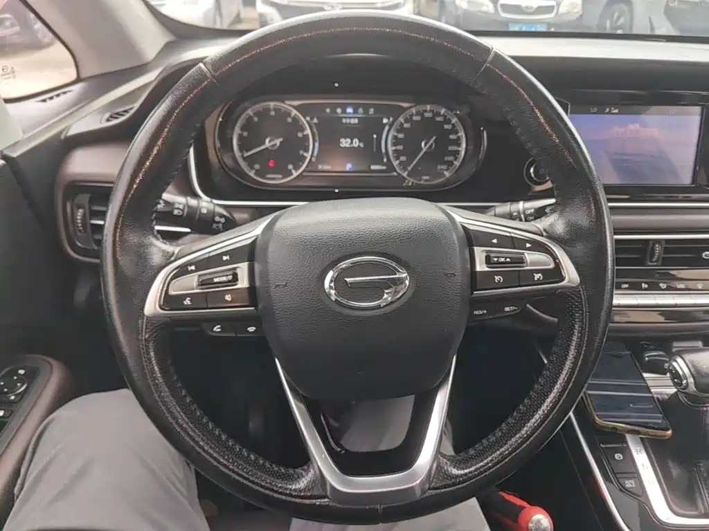 GAC Trumpchi M6 2019 — фото 11