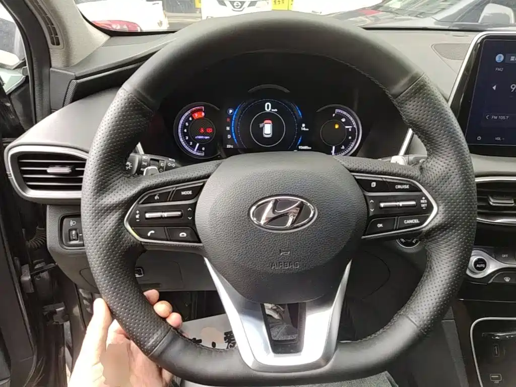 Hyundai Santa Fe 2020 — фото 11