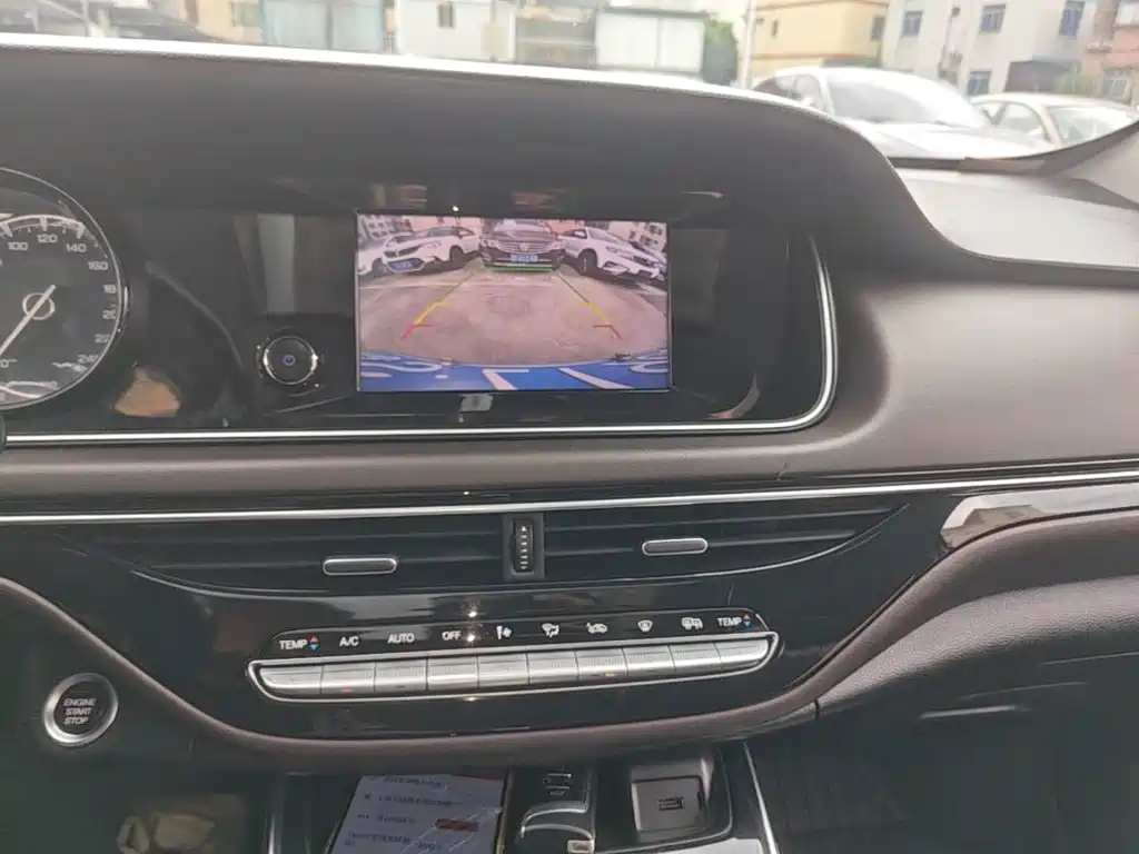 GAC Trumpchi M6 2019 — фото 13