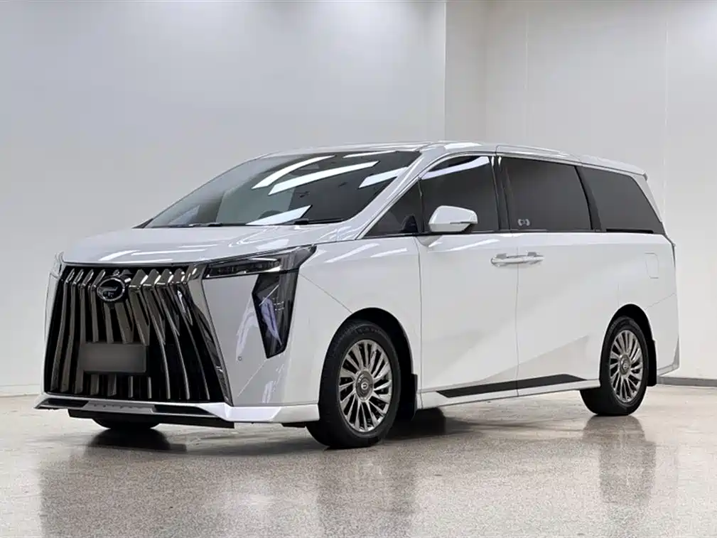 GAC Motor Trumpchi M8 2024 — фото 1