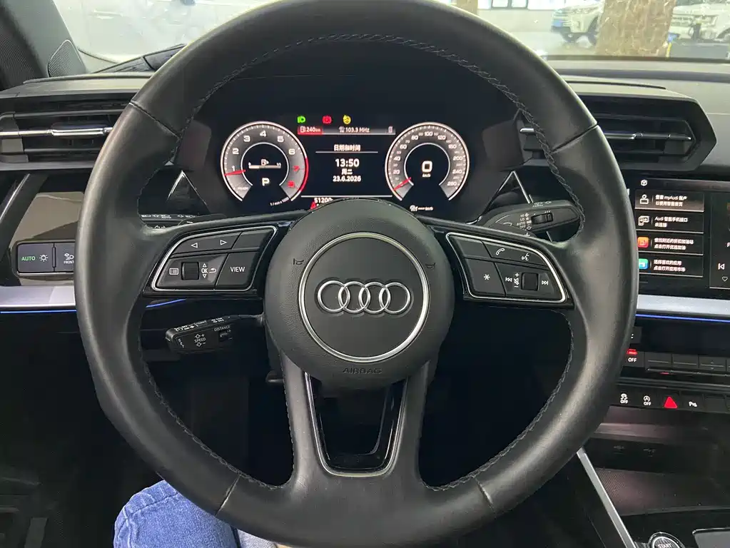 Audi A3 2022 — фото 14