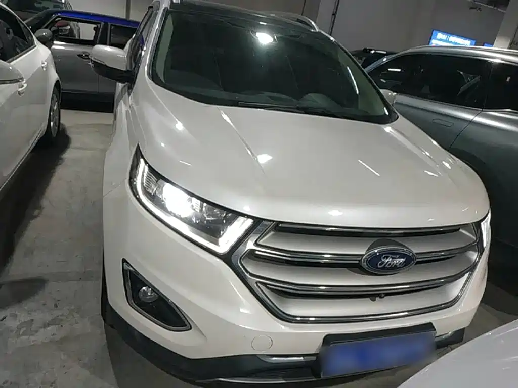 Ford Edge 2019 — фото 3
