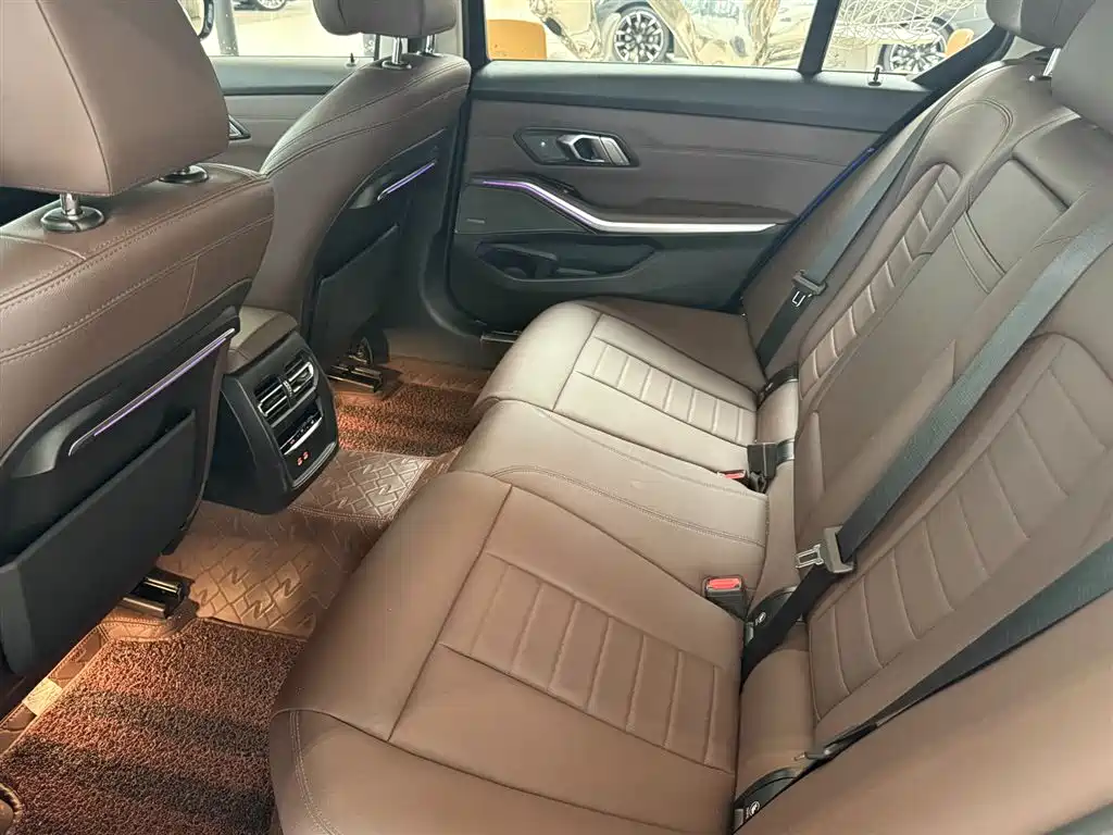 BMW 3 Series 2020 — фото 14