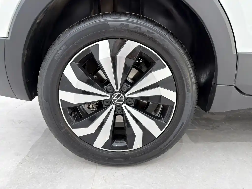 Volkswagen Tharu 2025 — фото 17