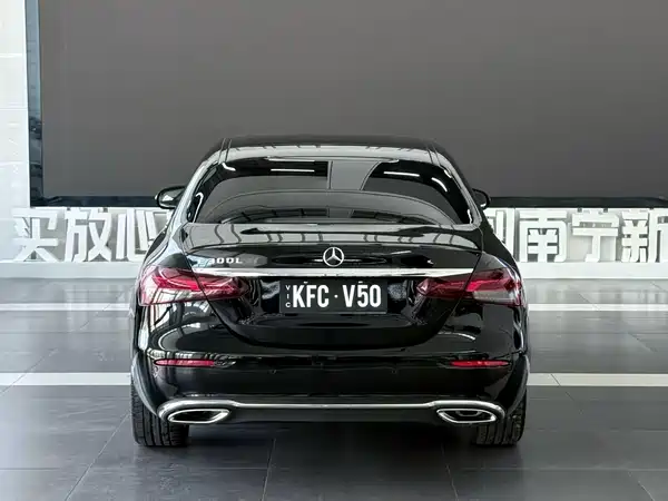 Mercedes-Benz E-Class 2023