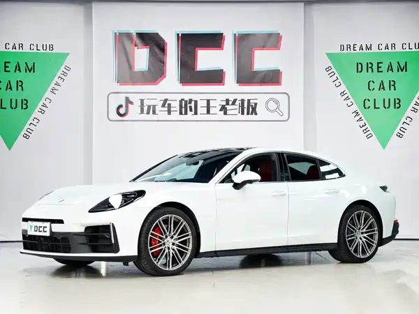 Porsche Panamera 2024