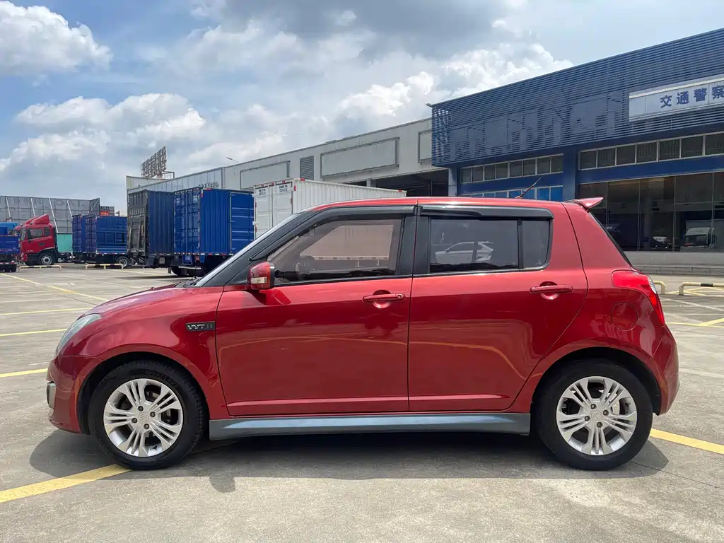 Suzuki Swift 2015 — фото 5
