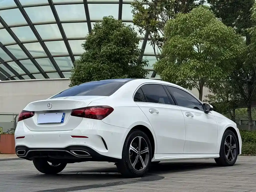 Mercedes-Benz A-Class 2023 — фото 8