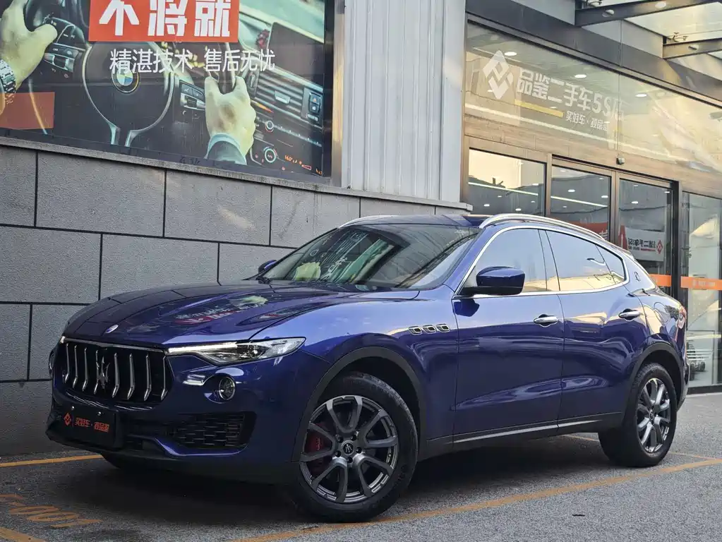 Maserati Levante 2021 — фото 1