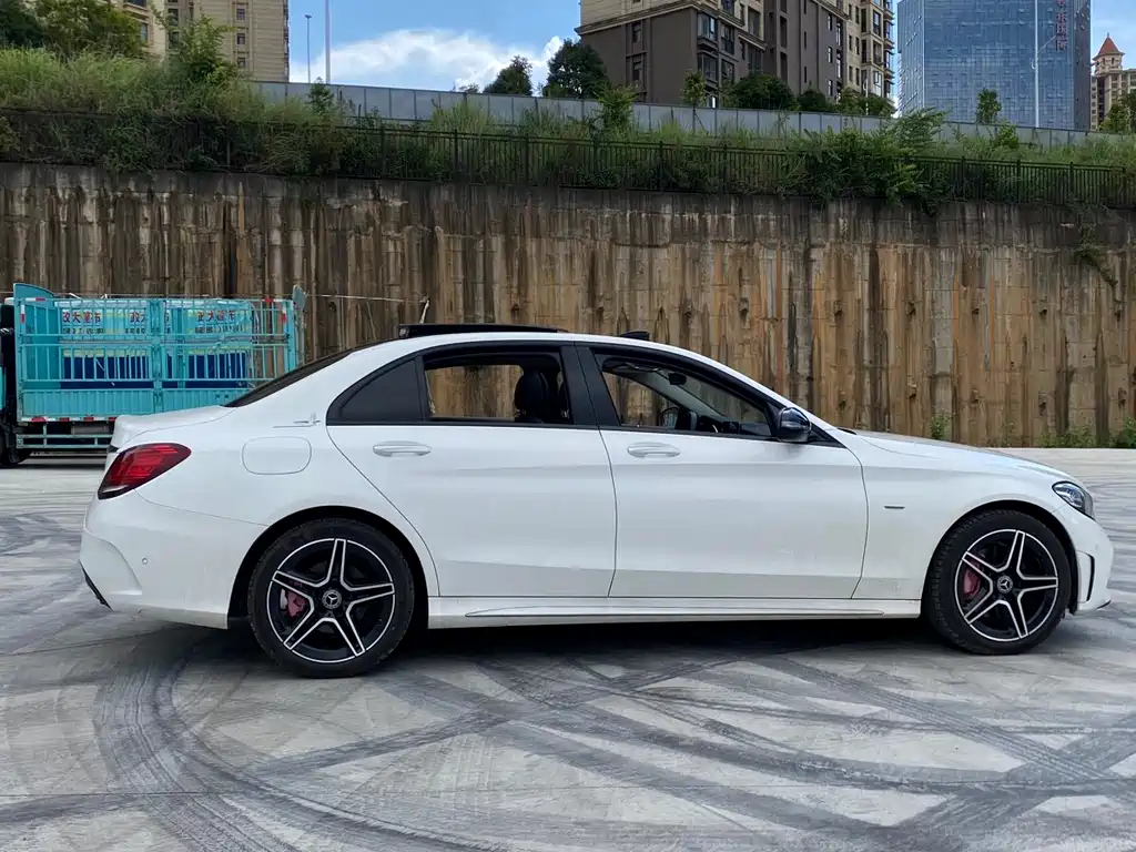 Mercedes-Benz C-Class 2021 — фото 11
