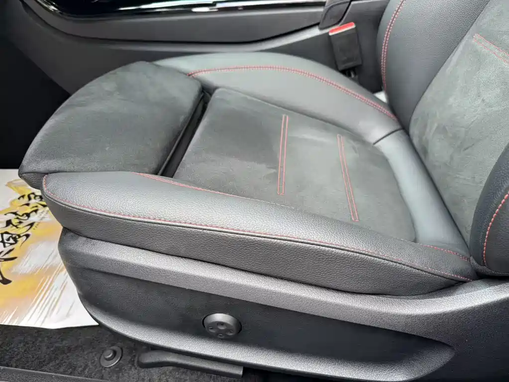 Mercedes-Benz A-Class 2023 — фото 22