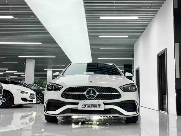 Mercedes-Benz C-Class 2023