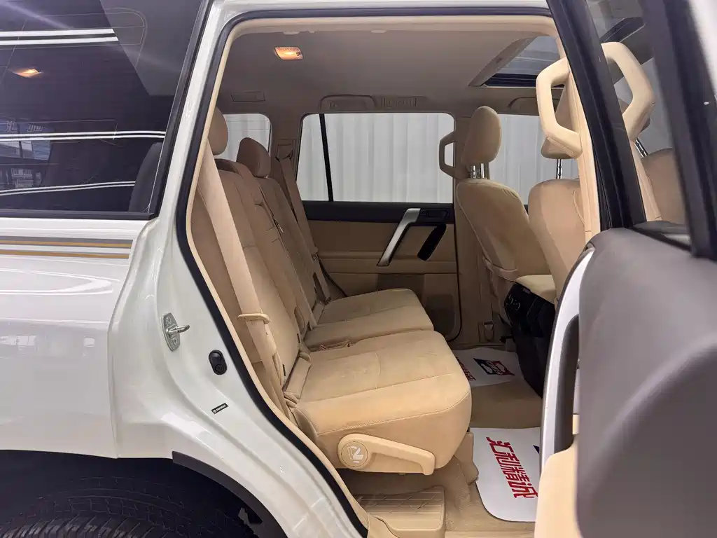Toyota Prado 2017 — фото 17