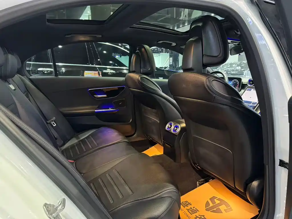 Mercedes-Benz C-Class 2022 — фото 13