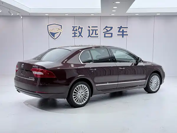 Skoda Superb 2016
