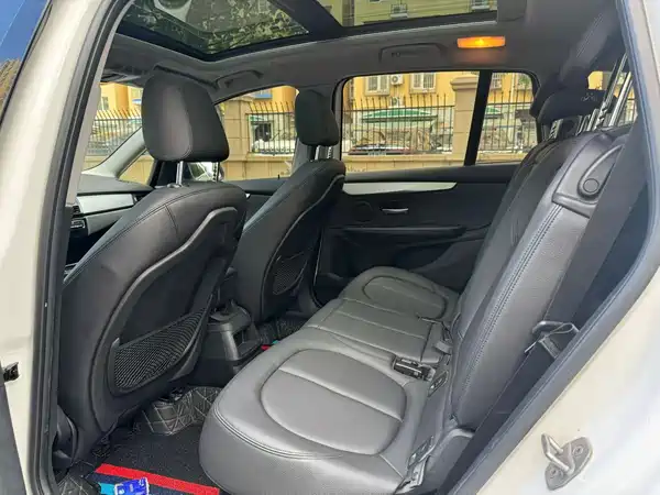 BMW 2 Series Wagon 2019